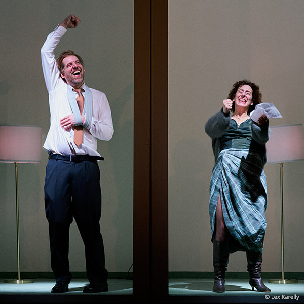 Anke Stedingk als Minna von Barnhelm und Witwe Marloff