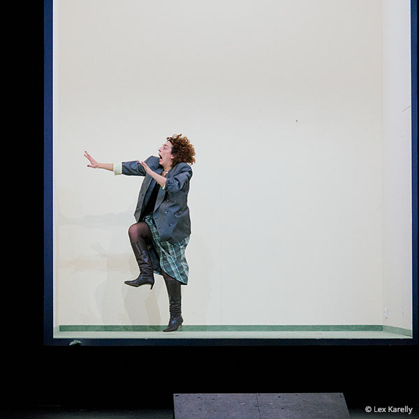 Anke Stedingk als Minna von Barnhelm und Witwe Marloff