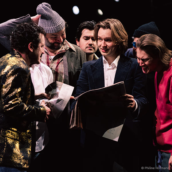 Nils Arztmann als Adam und Leo in „Das Vermächtnis“