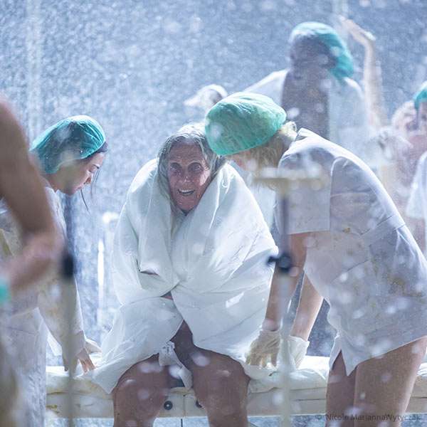 Regie - Florentina Holzinger - ayws