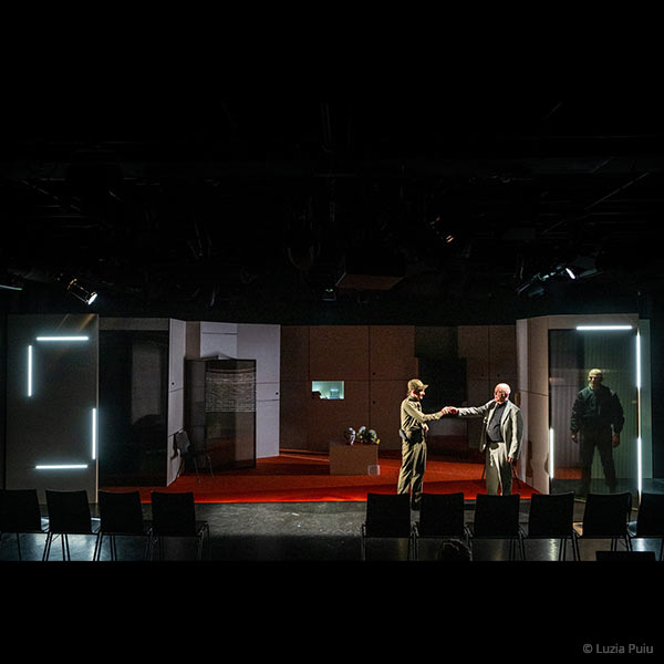 Augustin Groz als Der Adjutant in &bdquo;Siebenundf&uuml;nfzig&ldquo;