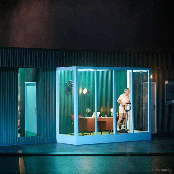 © Lex Karelly - Jakab Tarnóczi (Regie) für „Rutherford & Sohn“ NW ABKRV - Jakab Tarnoczi - Rutherfors+Sohn