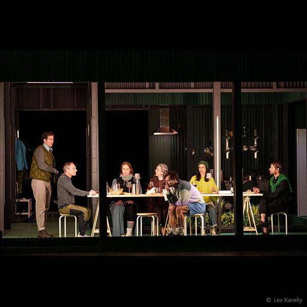 © Lex Karelly - Jakab Tarnóczi (Regie) für „Rutherford & Sohn“ NW ABKRV - Jakab Tarnoczi - Rutherfors+Sohn