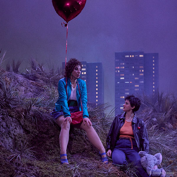 Philipp Stölzl, Franziska Harm (Bühne) und Michael Hofer (Licht) für „Liliom“