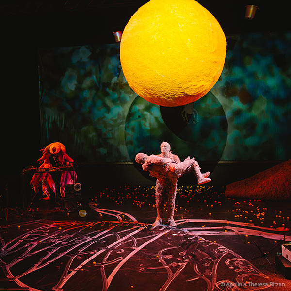 „staub... a little mindblow*“ von Natascha Gangl, Idee und Konzept spitzwegerich