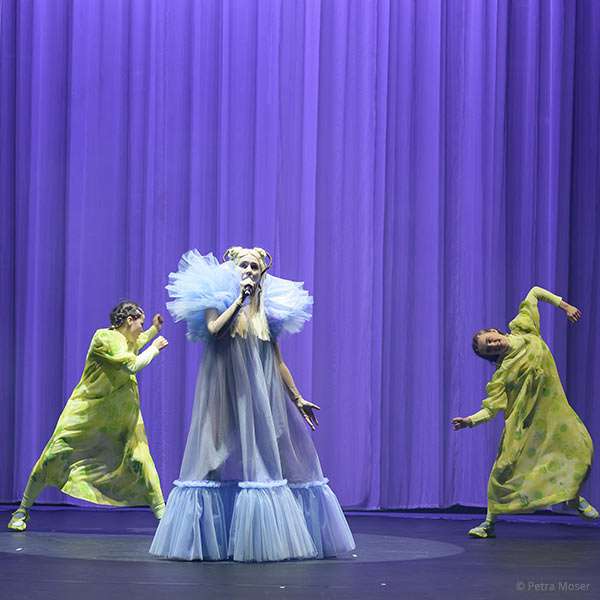 © Petra Moser - „The Broken Circle“ von Johan Heldenbergh und Mieke Dobbels, Inszenierung Sara Ostertag BL - Broken Circle