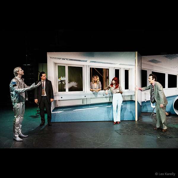 © Lex Karelly - Nora Abdel-Maksoud für „Rabatt“ BS - Rabatt