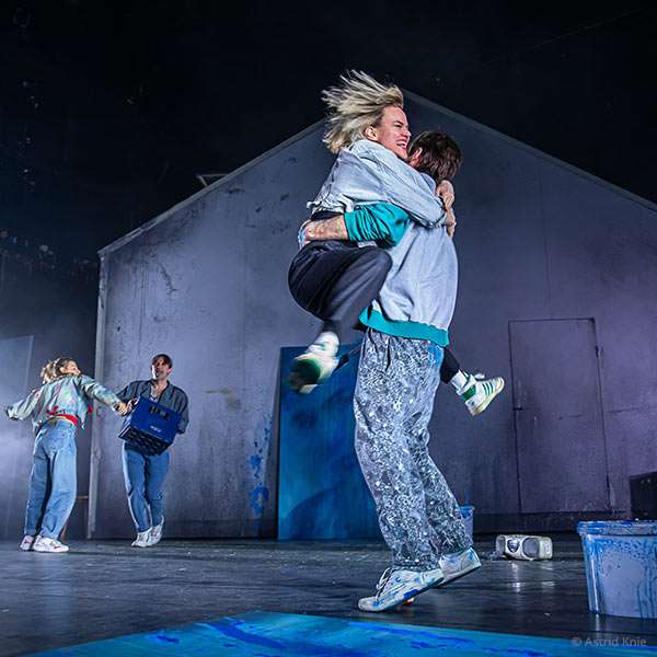 BS - Lisa Wentzf - „Azur oder die Farbe von Wasser“,