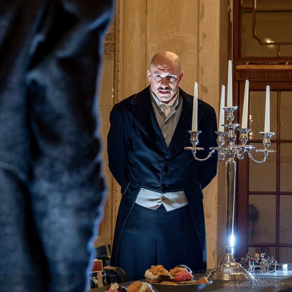 © Lalo Jodlbauer - Tim Werths als Fürst Andrei Bolkonski in „Krieg und Frieden“ BS - Tim Werths
