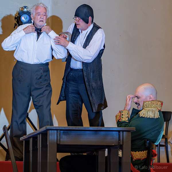 © Lalo Jodlbauer - Tim Werths als Fürst Andrei Bolkonski in „Krieg und Frieden“ BS - Tim Werths