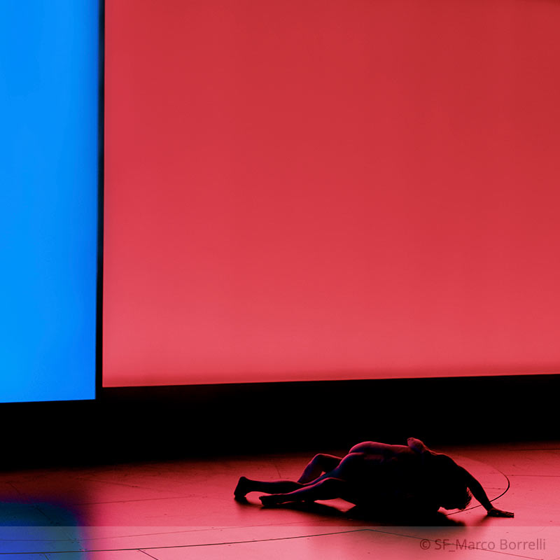 Valery Tscheplanowa als Mephistopheles in &bdquo;Faust I&ldquo;