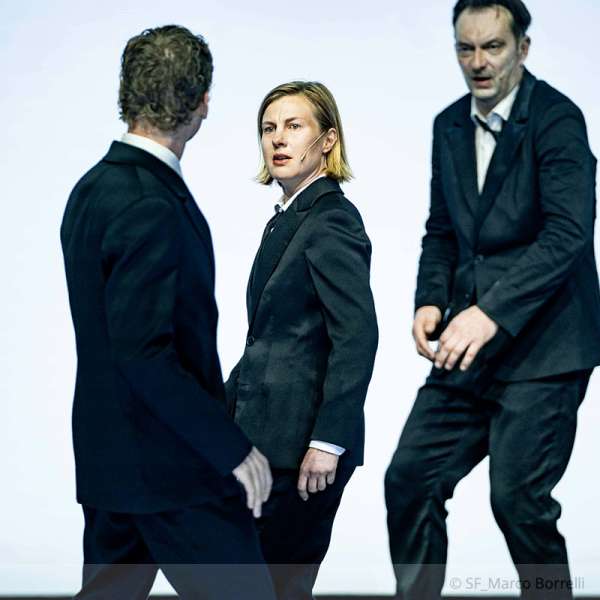 © Marco Borrelli - Valery Tscheplanowa als Mephistopheles in „Faust I“ BS - Valery Tscheplanowa