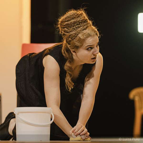 NR - Caroline Baas