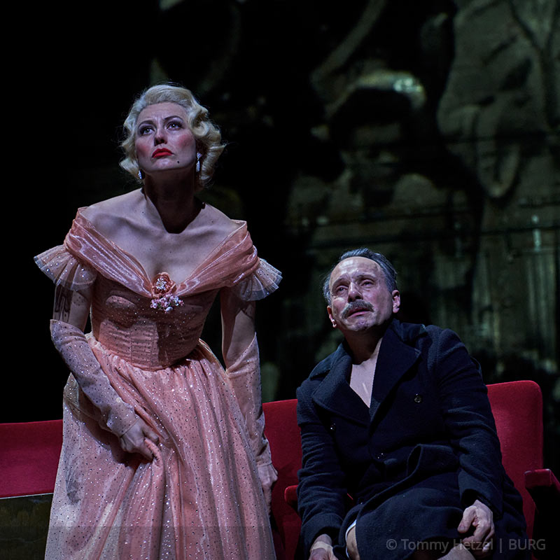 Nina Siewert als Ilona in &bdquo;Isidor&ldquo;